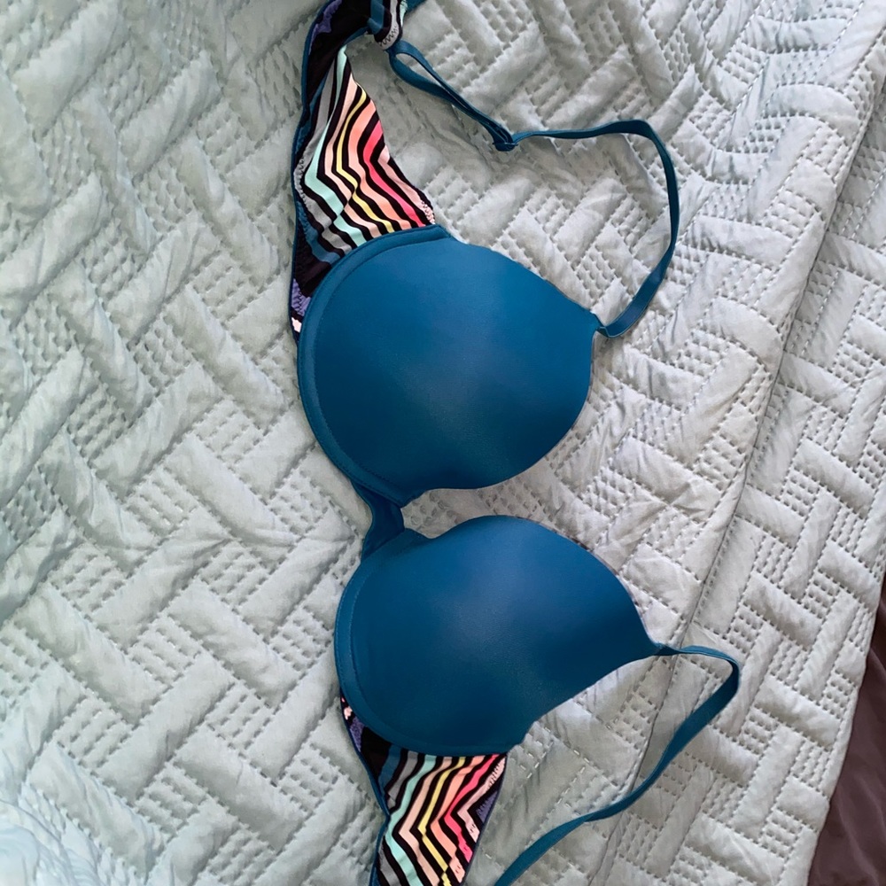 PINK Wear Everywhere Push-Up Bra